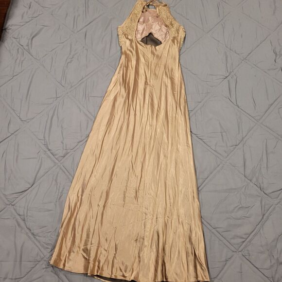 Blondie & Me By Linda Bernell Gold Evening Gown Size 9-10 Rayon & Acetate - Picture 8 of 12